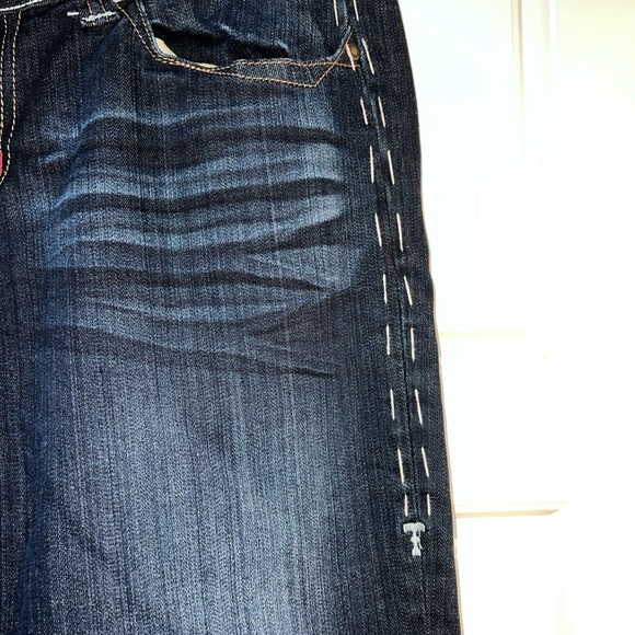 Cowgirl Tuff let er buck 32 x 31” dark denim jeans embroidery - Picture 7 of 12